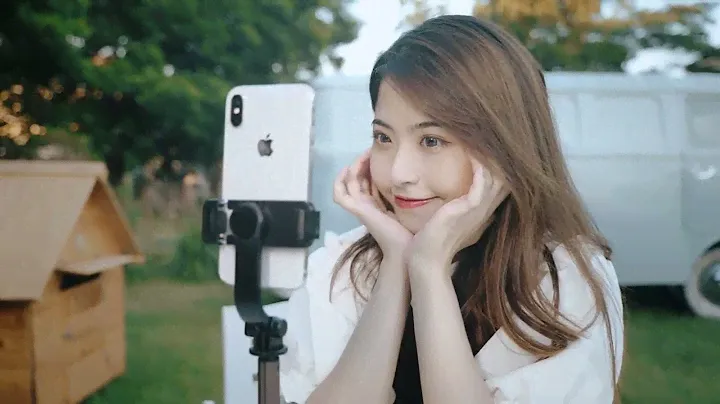 Q03 Aluminum PC Wireless Bluetooth Selfie Stick